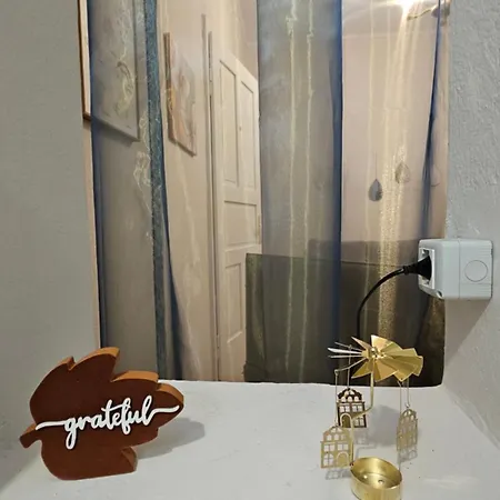 Doni's Charming Vintage Villa