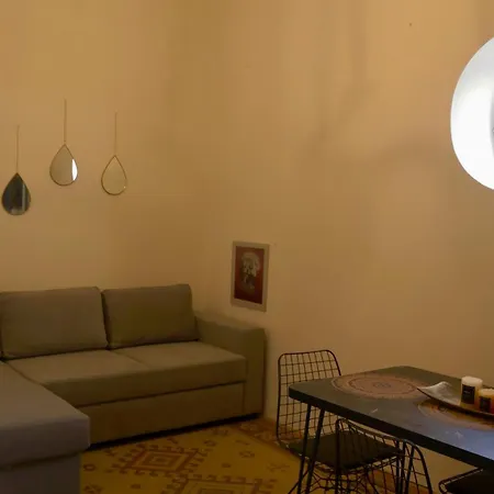 Villa Doni's Charming Vintage *