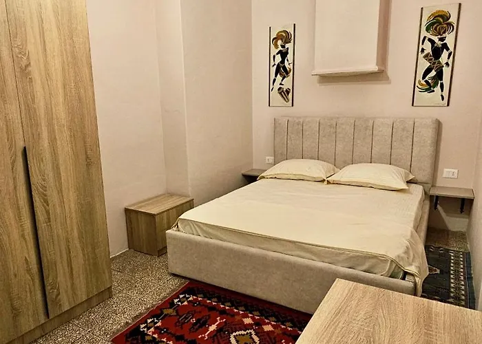 Doni's Charming Vintage فيلة تيرانا