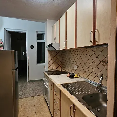 Doni's Charming Vintage *